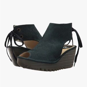 FLY London Women's Ypul799fly Wedge Sandal